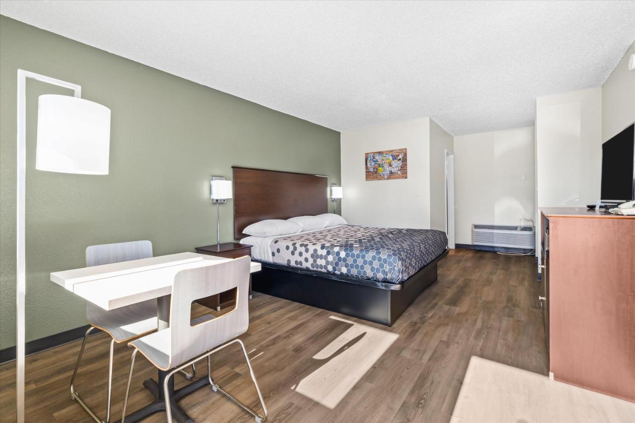 Bend Inn & Suites Zewnętrze zdjęcie
